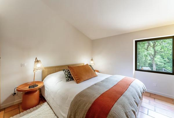 Villeneuve-lès-Avignon (30400) Maison de charme avec grand terrain