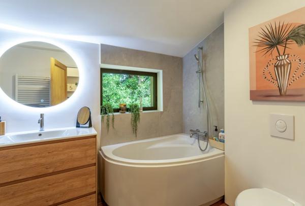 Villeneuve-lès-Avignon (30400) Maison de charme avec grand terrain