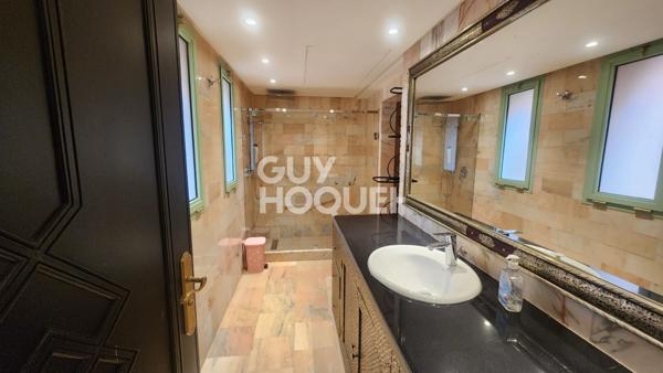 A louer Duplex meublé 362 m² avec jardin T4 Palmeraie.