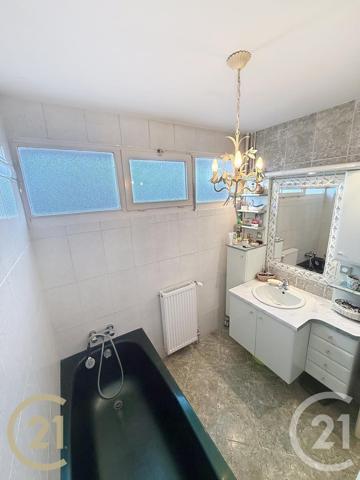 Maison à vendre  5 pièces - 133,80 m2 CHATENOY LE ROYAL - 71