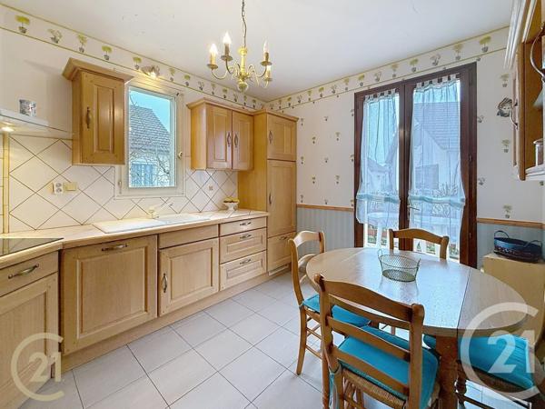 Maison à vendre  5 pièces - 133,80 m2 CHATENOY LE ROYAL - 71