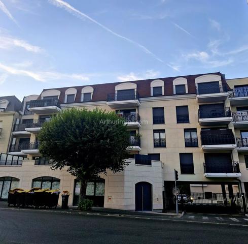 Location                                                      Appartement
                        
                     3 pièces                      60 m2                     à Saint-Fargeau-Ponthierry