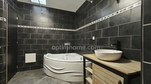 Maison à vendre 8 pièces LE THILLOT (88)