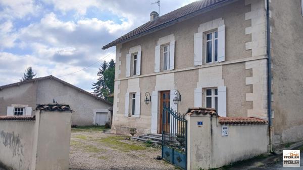 Maison de caractère, 4 chambres, grand terrain clos