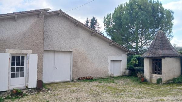 Maison de caractère, 4 chambres, grand terrain clos