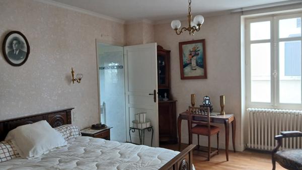 Maison de caractère, 4 chambres, grand terrain clos