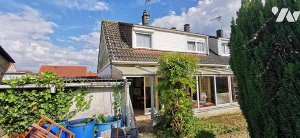 Saint-Laurent-Blangy Belle Maison de Lotissement avec garage et jardin à rénover env. SH 78 m²