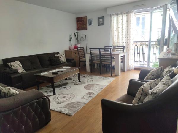 Vente                                                      Appartement
                        
                     4 pièces                      82 m2                     à Asnières-sur-Seine