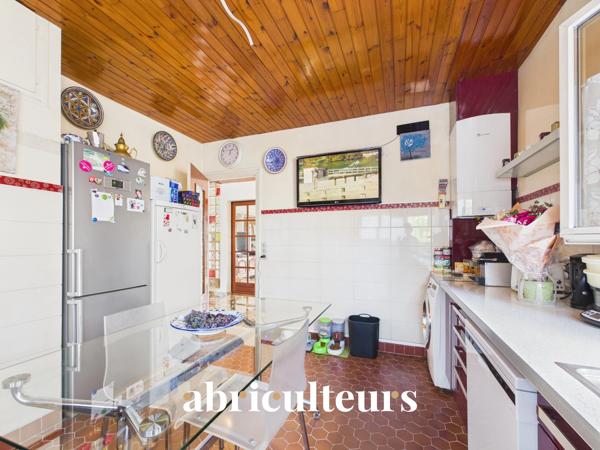 Appartement duplex 125m² avec balcon, parking et cave en vente à Argenteuil 95100