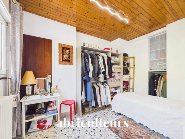 Appartement duplex 125m² avec balcon, parking et cave en vente à Argenteuil 95100