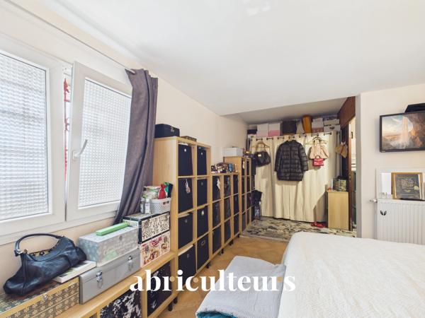 Appartement duplex 125m² avec balcon, parking et cave en vente à Argenteuil 95100