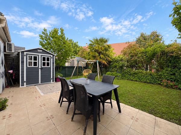 Vente                                                      Maison
                        
                     3 pièces                      63 m2                     à Villejust