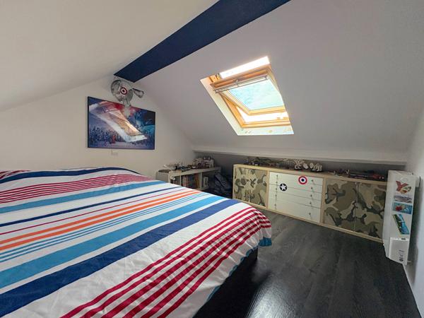 Vente                                                      Maison
                        
                     3 pièces                      63 m2                     à Villejust