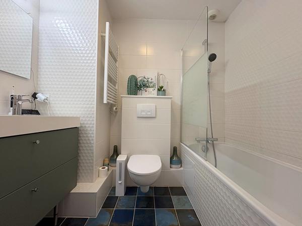 Vente                                                      Maison
                        
                     3 pièces                      63 m2                     à Villejust