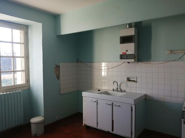 Maison deux logements grand terrain clos
