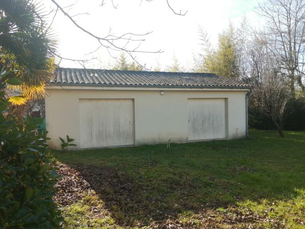 Maison deux logements grand terrain clos