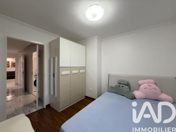 Location appartement 4 pièces 73 m² Aubervilliers