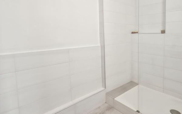 Appartement à louer    3 pièces • 66,11 m2 Pont-Saint-Esprit