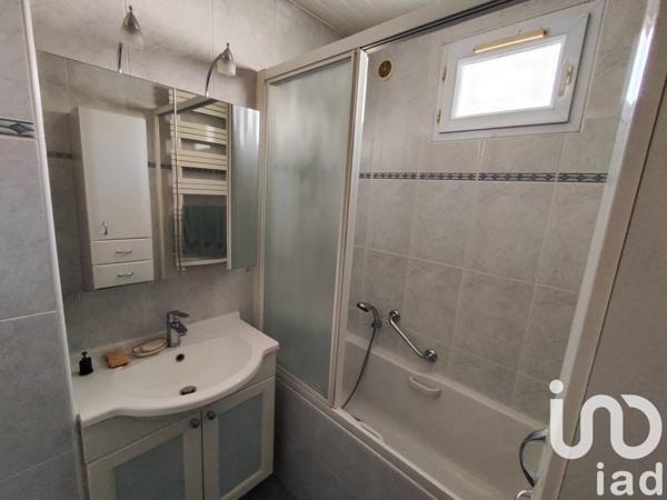 House for sale 4 rooms 79 m² Athis-Mons