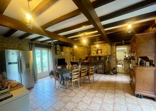 Longère de caractère à vendre 5 pièces LURCY-LÉVIS (03)