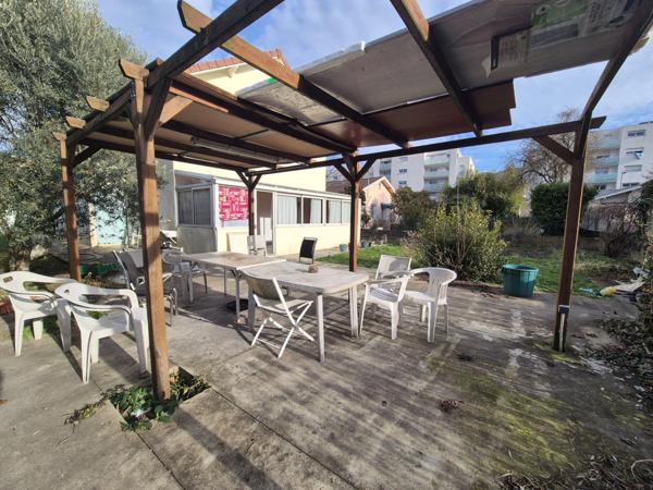 SOUS OFFRE D'ACHAT Maison familiale – Saint-Martin-d’Hères Calme Proche des Commerces et Transports