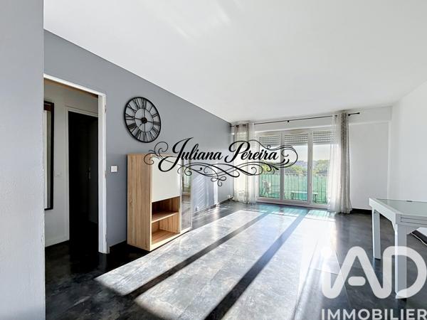 Location appartement 3 pièces 63,76 m² Aubergenville
