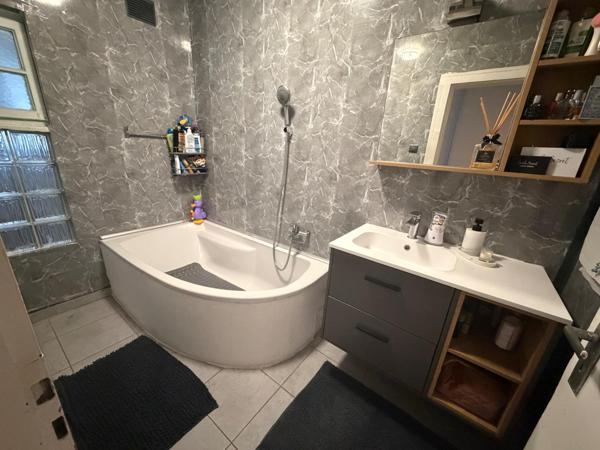 Maison mitoyenne - 157m² - Seingbouse