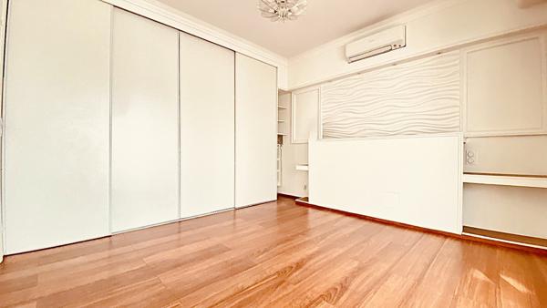 Nice Baumettes –  Dernier Étage - 2P, terrasses, aperçu mer