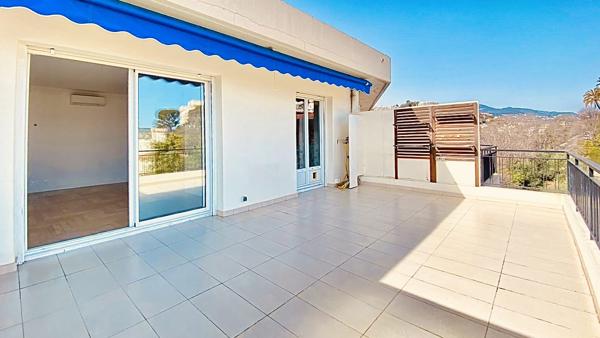 Nice Baumettes –  Dernier Étage - 2P, terrasses, aperçu mer