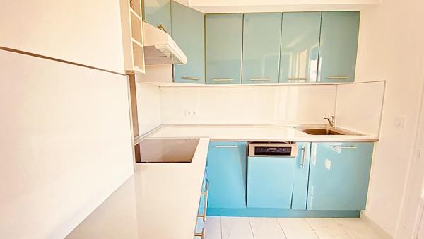 Nice Baumettes –  Dernier Étage - 2P, terrasses, aperçu mer