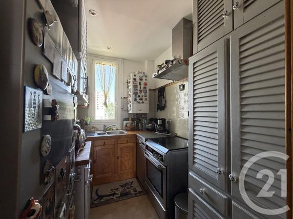 Appartement F6 à vendre  6 pièces - 108,89 m 2   PARIS  - 75019