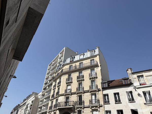 Appartement F6 à vendre  6 pièces - 108,89 m 2   PARIS  - 75019
