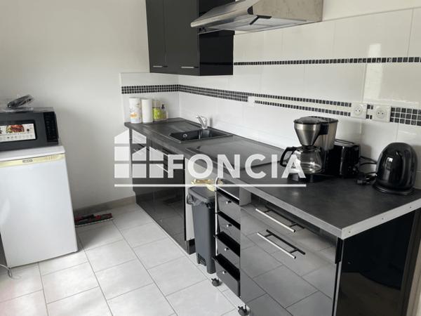 Location Studio meublé 33.81 m² - 30 AVENUE DE BOURGES Gien 45500