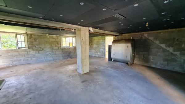 Un cadre paisible, une petite vue mer et une belle exposition plein sud à deux pas du centre de Crozon