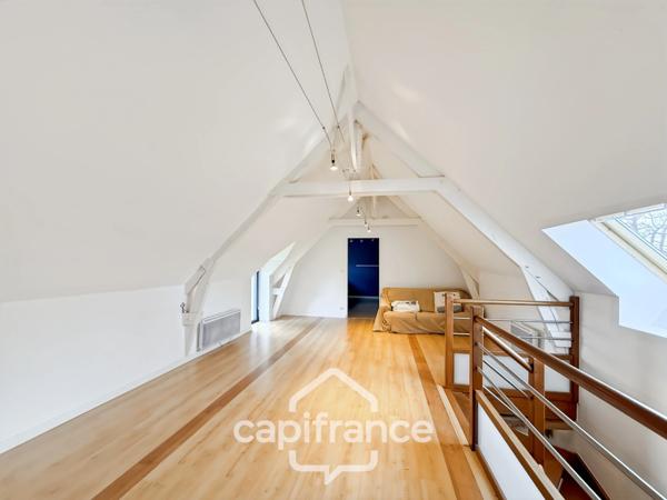 Maison en pierre rénovée – 300 m² habitables – 10 pièces – Terrain 2 800 m² – Réguiny – Garage – Vie de plain-pied