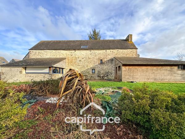 Maison en pierre rénovée – 300 m² habitables – 10 pièces – Terrain 2 800 m² – Réguiny – Garage – Vie de plain-pied