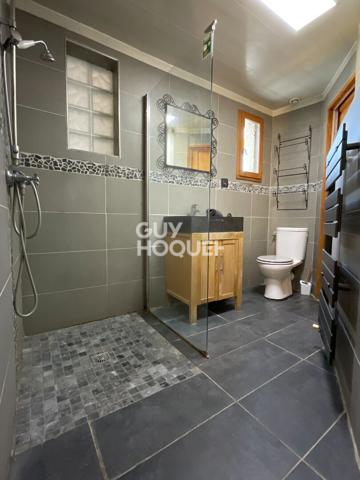 Ensemble immobilier avec villa principale de 192m² piscine sur parcelle de 2000 m² Althen des Paluds
