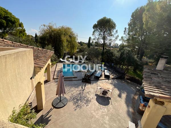 Ensemble immobilier avec villa principale de 192m² piscine sur parcelle de 2000 m² Althen des Paluds