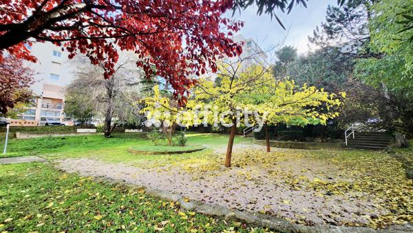 Appartement 4 pièces - 83 m² Exclusivité efficity