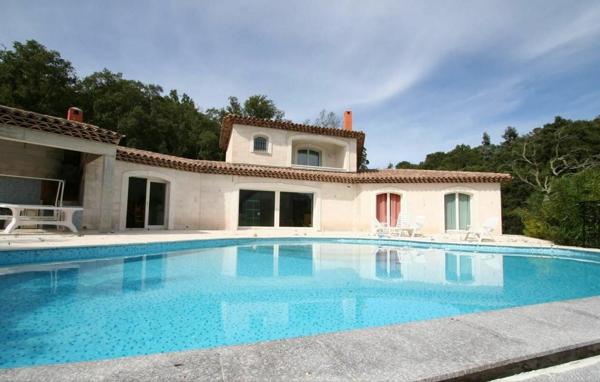 Maison à vendre    6 pièces •  Les Adrets-de-l'Estérel