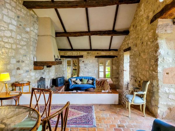 Un coin de paradis avec des vues panoramiques proche de Cordes-sur-Ciel