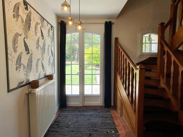 Charmante maison avec piscine intérieure