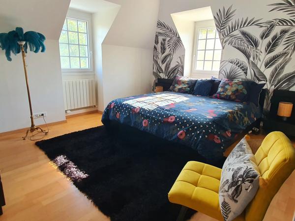 Charmante maison avec piscine intérieure