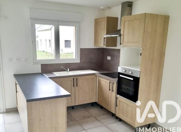 Location maison 4 pièces 90 m² Saché