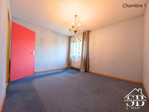 Hégenheim (68220) Ajoutez votre touche dans cette charmante maison et profitez de son bel extérieur.