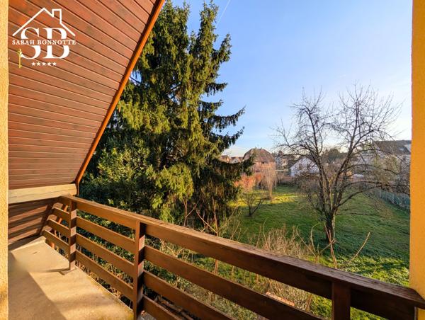 Hégenheim (68220) Ajoutez votre touche dans cette charmante maison et profitez de son bel extérieur.