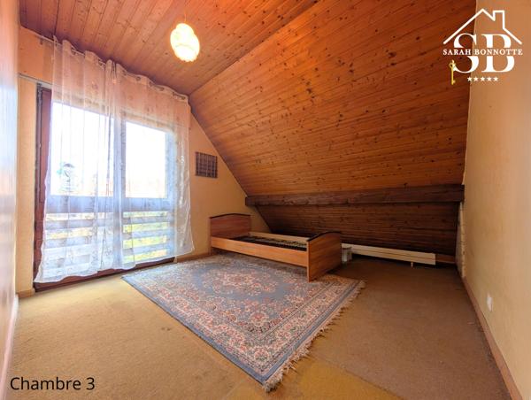 Hégenheim (68220) Ajoutez votre touche dans cette charmante maison et profitez de son bel extérieur.