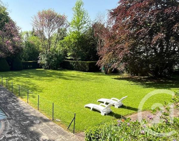 Maison à vendre  12 pièces - 311 m2 PRESLES EN BRIE - 77