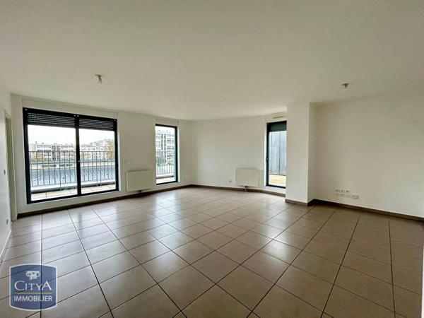 Appartement à louer 4 pièces 113.54m² Orléans (45100)