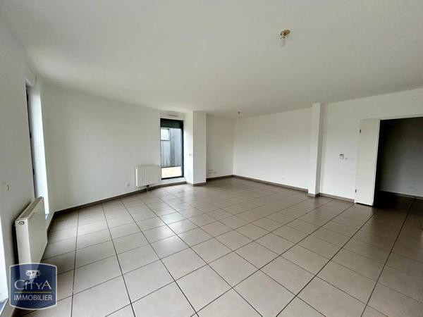 Appartement à louer 4 pièces 113.54m² Orléans (45100)